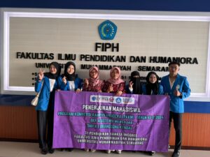 Read more about the article Penerjunan Mahasiswa PKKM Tahun ke-2 BKP Asistensi Mengajar di SMP N 1 Brangsong Kendal