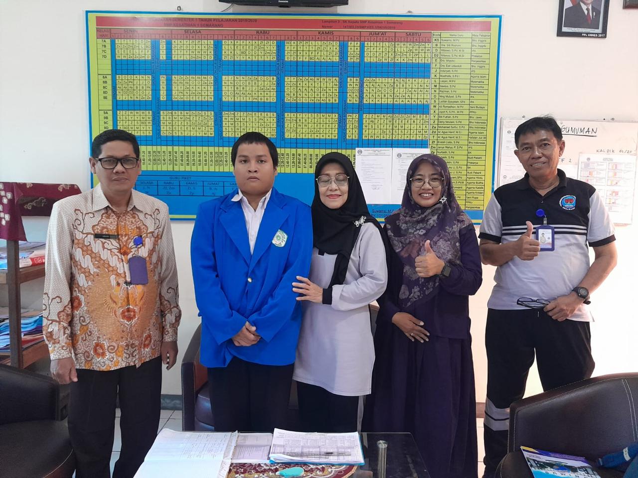 PBI Unimus Terjunkan Mahasiswa Inklusi untuk Magang Kolaboratif dan KKN Pendidikan di SMP Kesatrian 1 Semarang
